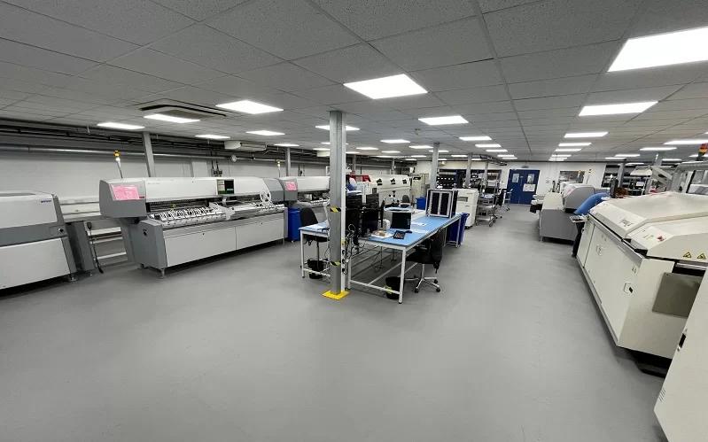 Modern electronics manufacturing facility with seamless ESD flooring
